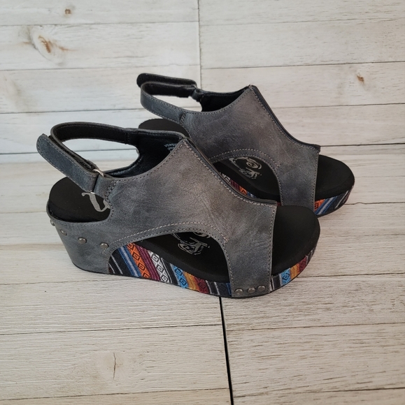 GYPSY JAZZ/VERY G- FREEDOM GREY WEDGES - Picture 1 of 5